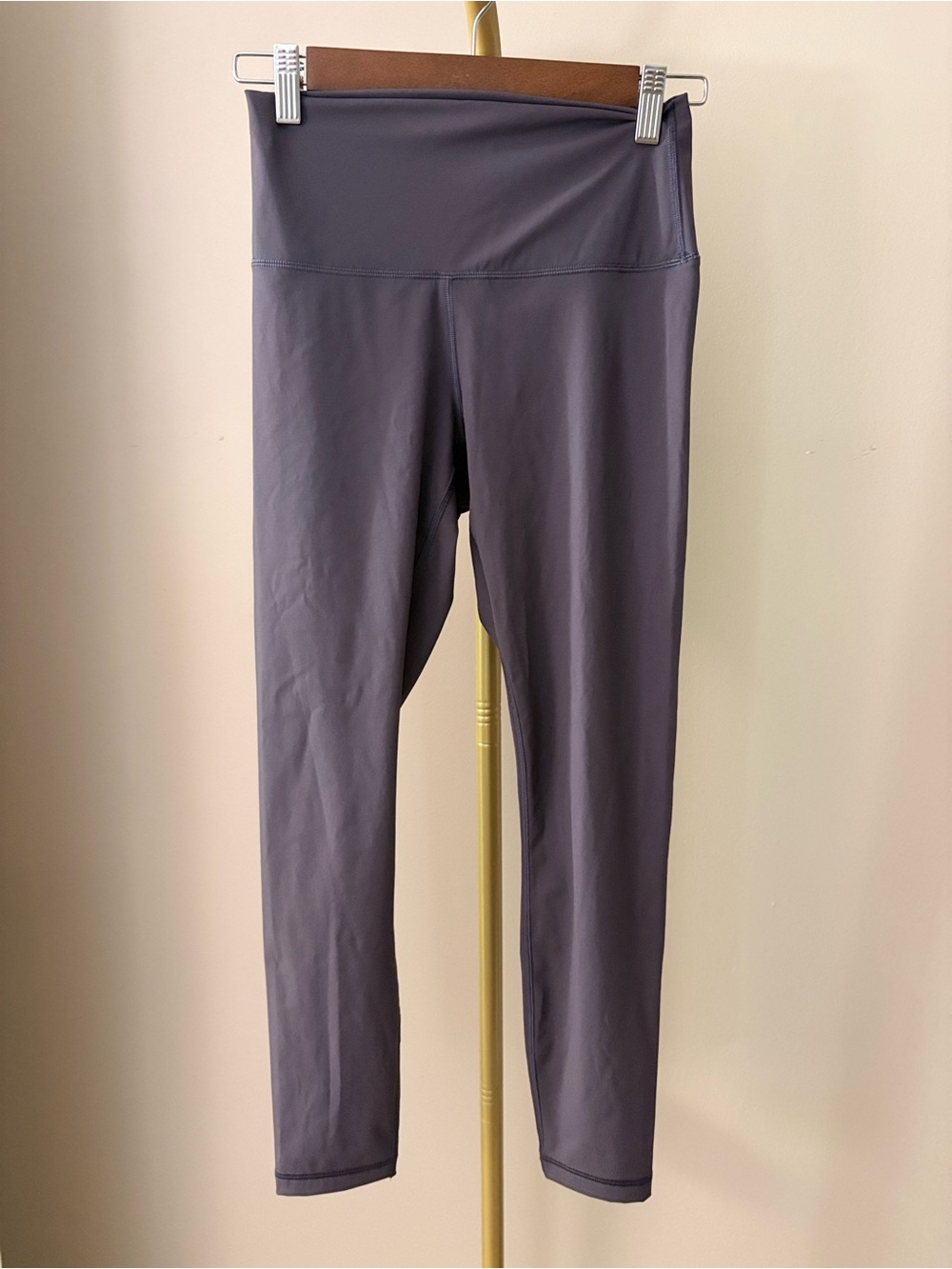 Everlane High-Waist Grayish Purple Active Leggings, Size Small